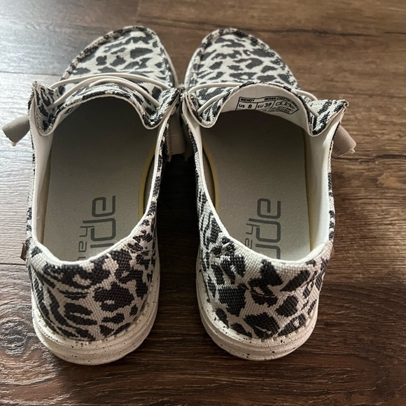Women’s Hey Dude Wendy Loafers - Picture 2 of 5